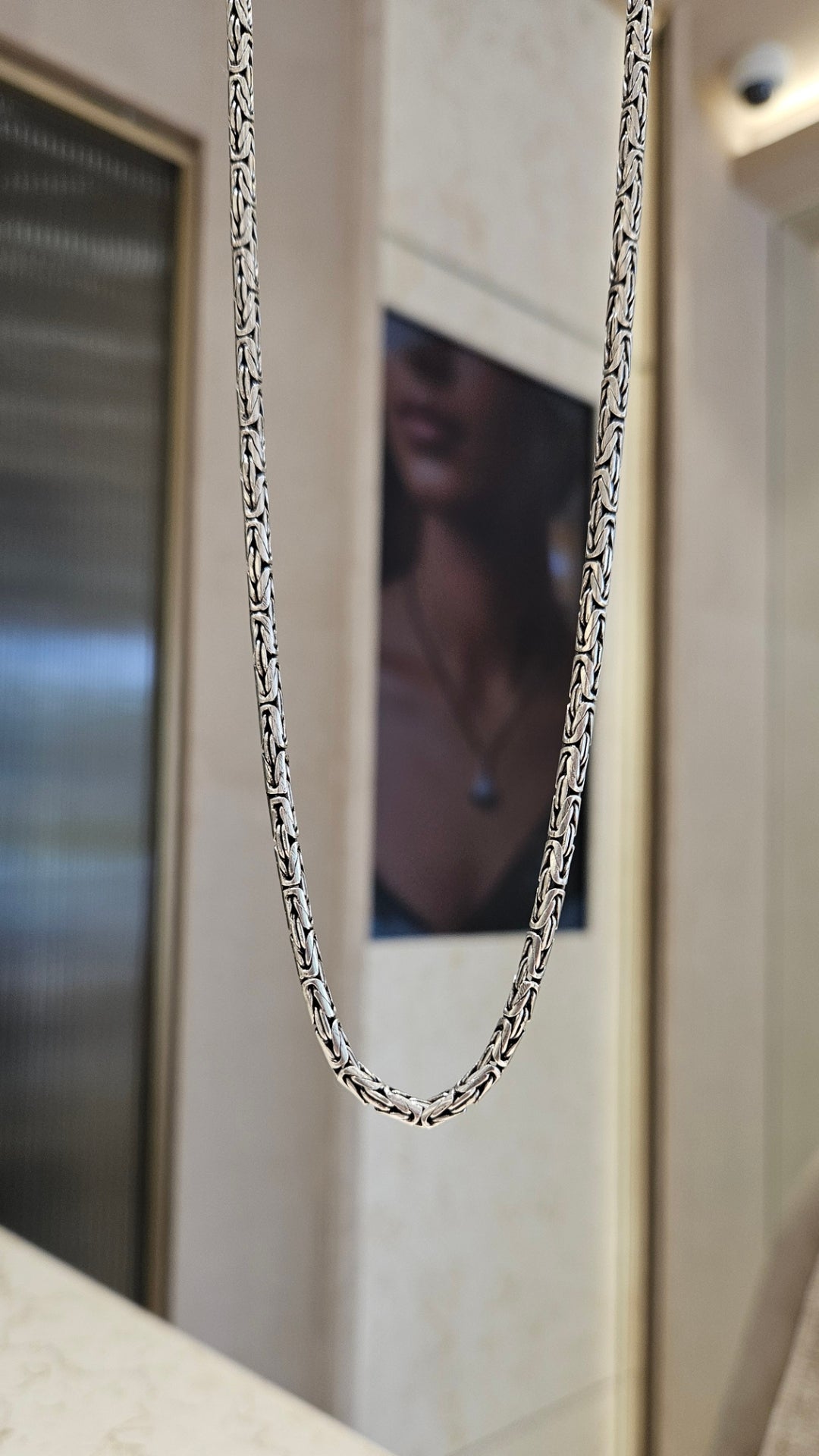 Byzantine Chain with Oxidized Detailing (18 Inches)