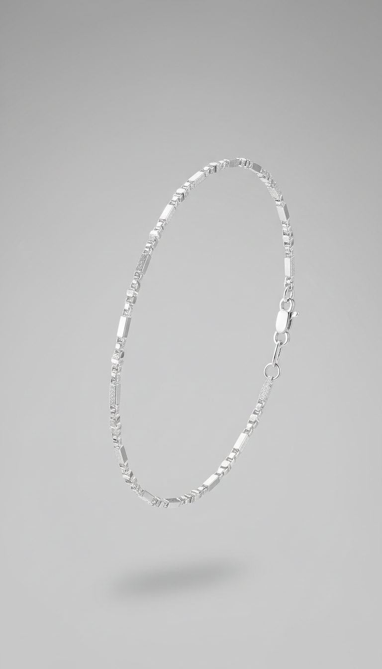 Delicate chain bracelet minimalist design