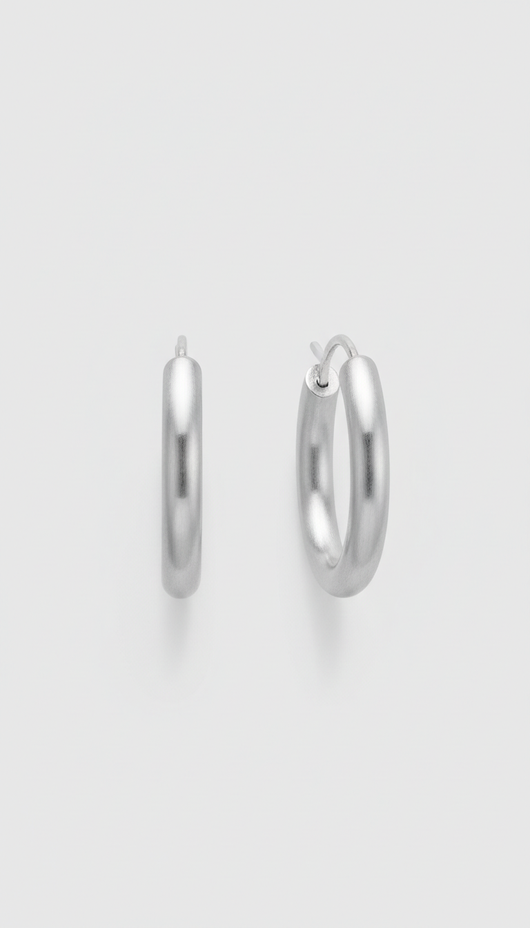 Classic hoop earrings high-polish finish